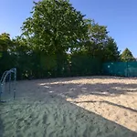 Holiday Resorts Hotel