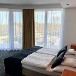 Holiday Resorts Hotel