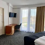 Hotel Holiday Resorts 3*