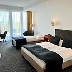 Holiday Resorts Balatonszarszo