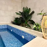 Hotel Holiday Resorts