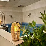 Hotel Holiday Resorts 3*
