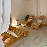 Holiday Resorts Hotel