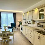 Hotel Holiday Resorts