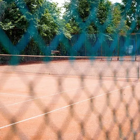 Hotel Holiday Resorts