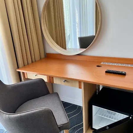 Holiday Resorts 3* Balatonszarszo