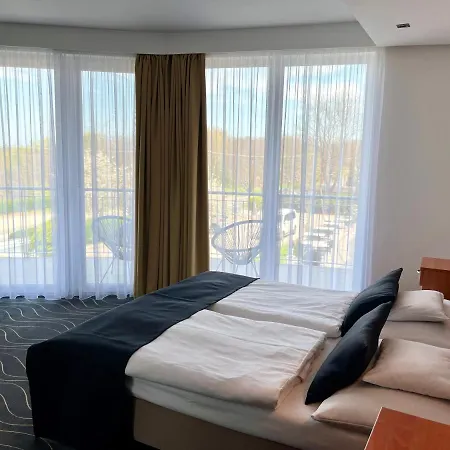 Holiday Resorts Hotel