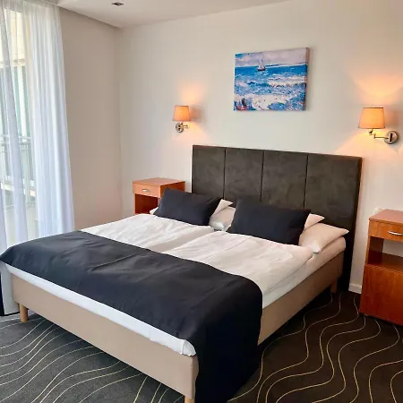 Hotel Holiday Resorts 3*