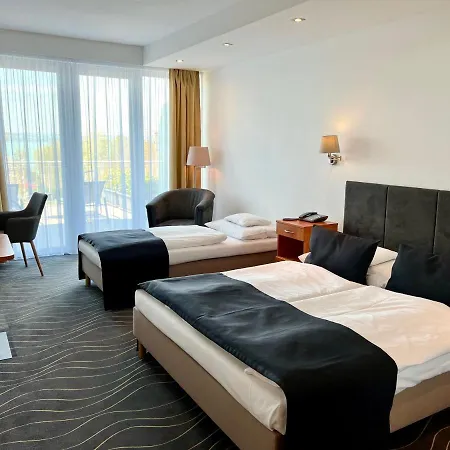 Holiday Resorts Balatonszarszo