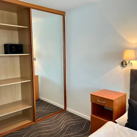 Holiday Resorts 3* バラトンサールソー