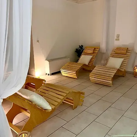 Holiday Resorts Hotel