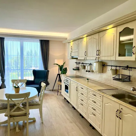 Hotel Holiday Resorts