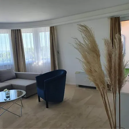 Hotel Holiday Resorts