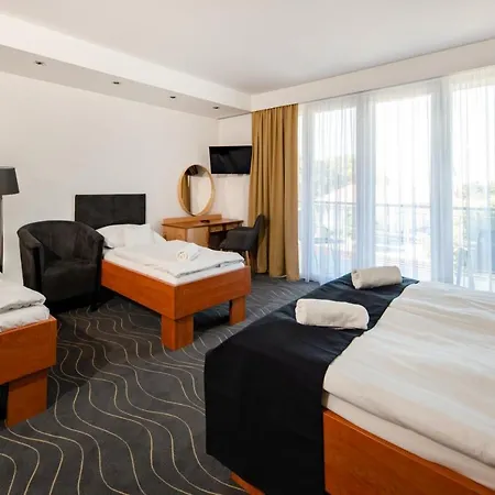 Hotel Holiday Resorts 3*