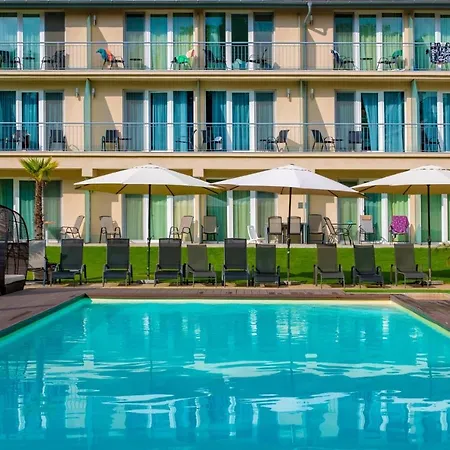 Holiday Resorts Hotel Balatonszarszo