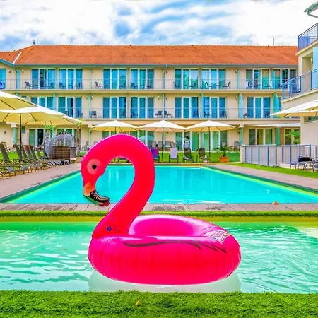 Holiday Resorts Hotel 3*