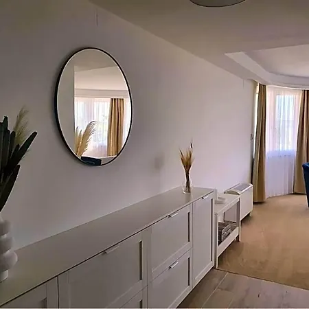 Holiday Resorts Hotel