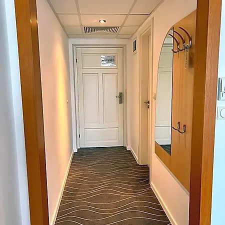 Holiday Resorts Hotel 3*