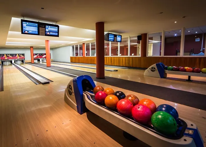 Holiday Resorts Hotell 3*