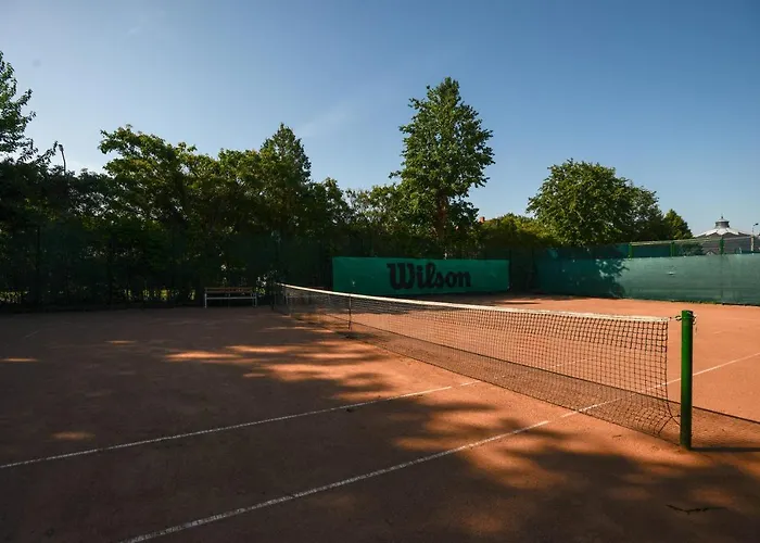 Holiday Resorts באלאטונסארסו