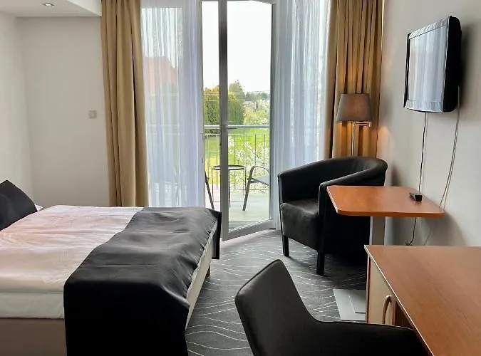 Hotell Holiday Resorts Balatonszarszo