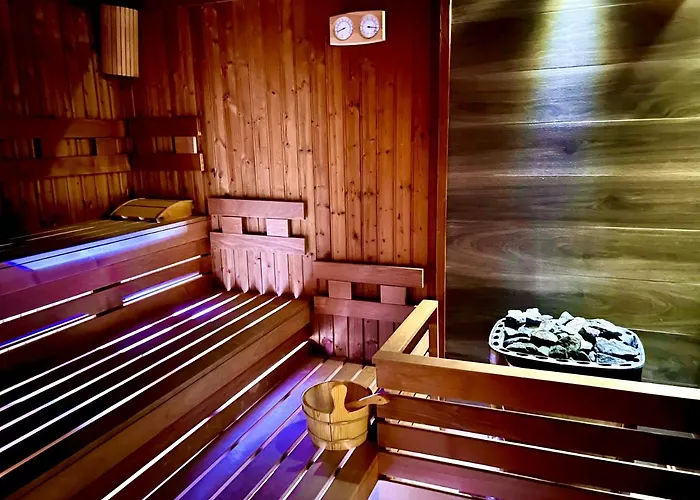 Holiday Resorts Balatonszarszo