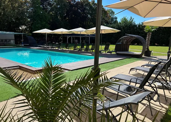 Holiday Resorts Hotell Balatonszarszo