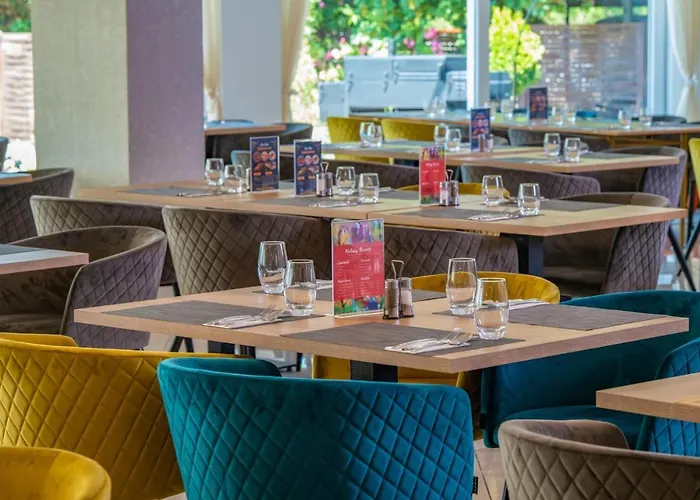 Hotell Holiday Resorts